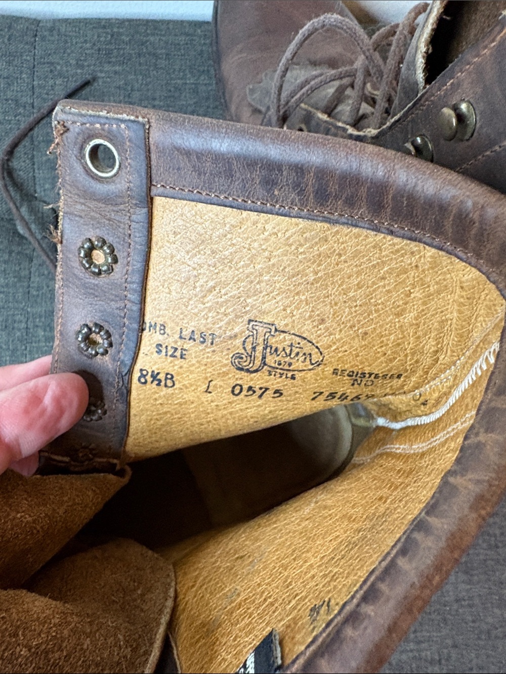 Vintage Justin Lace-Up Ankle Booties - Picture 5 of 10